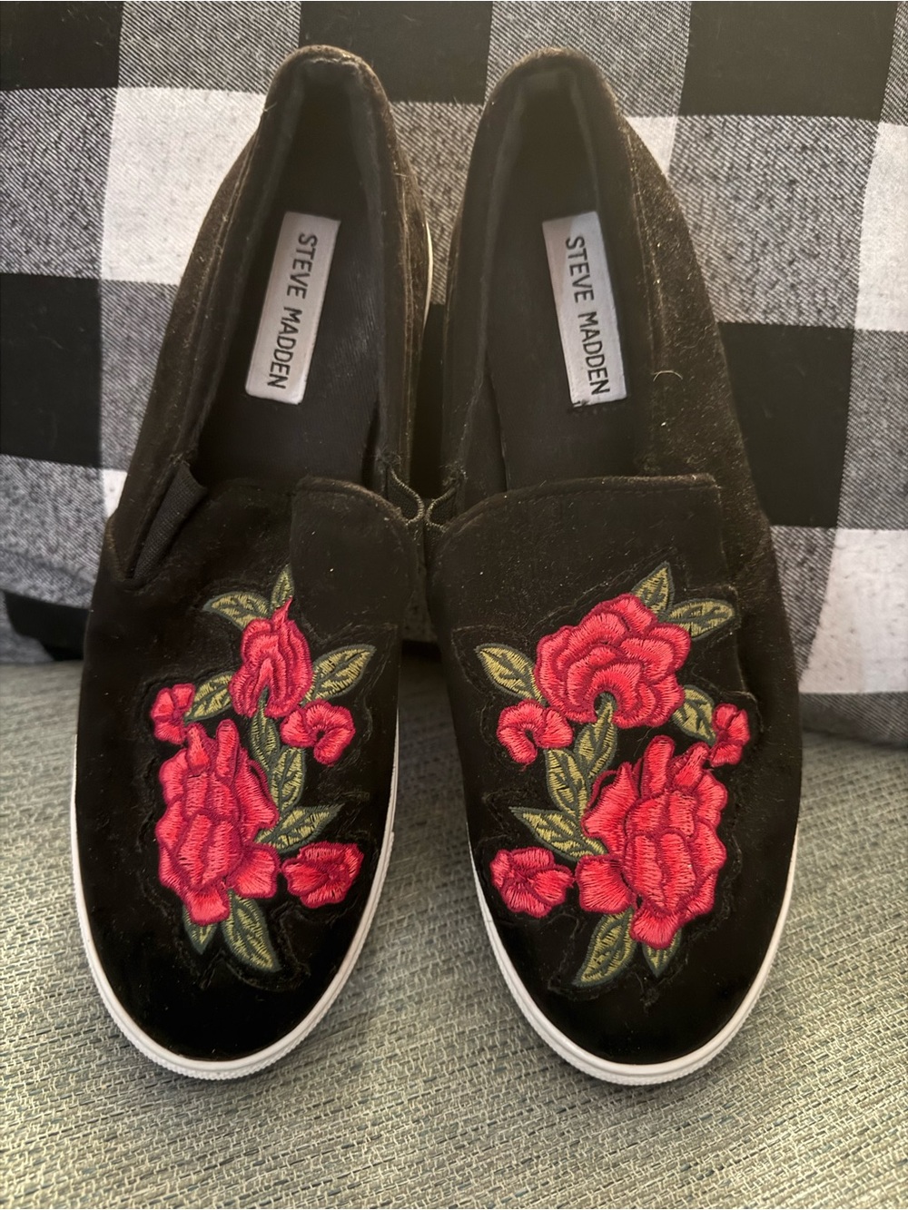 Steve Madden Black Velvet Slip-On Sneakers with Red Floral Embroidery 8.5